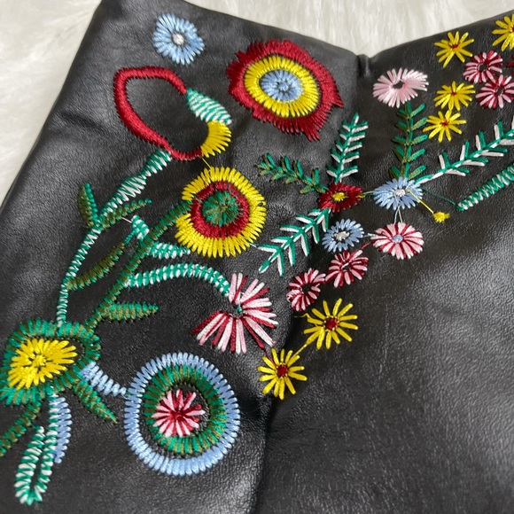 Embroidered Mini Skirt - Black - Picture 2 of 5